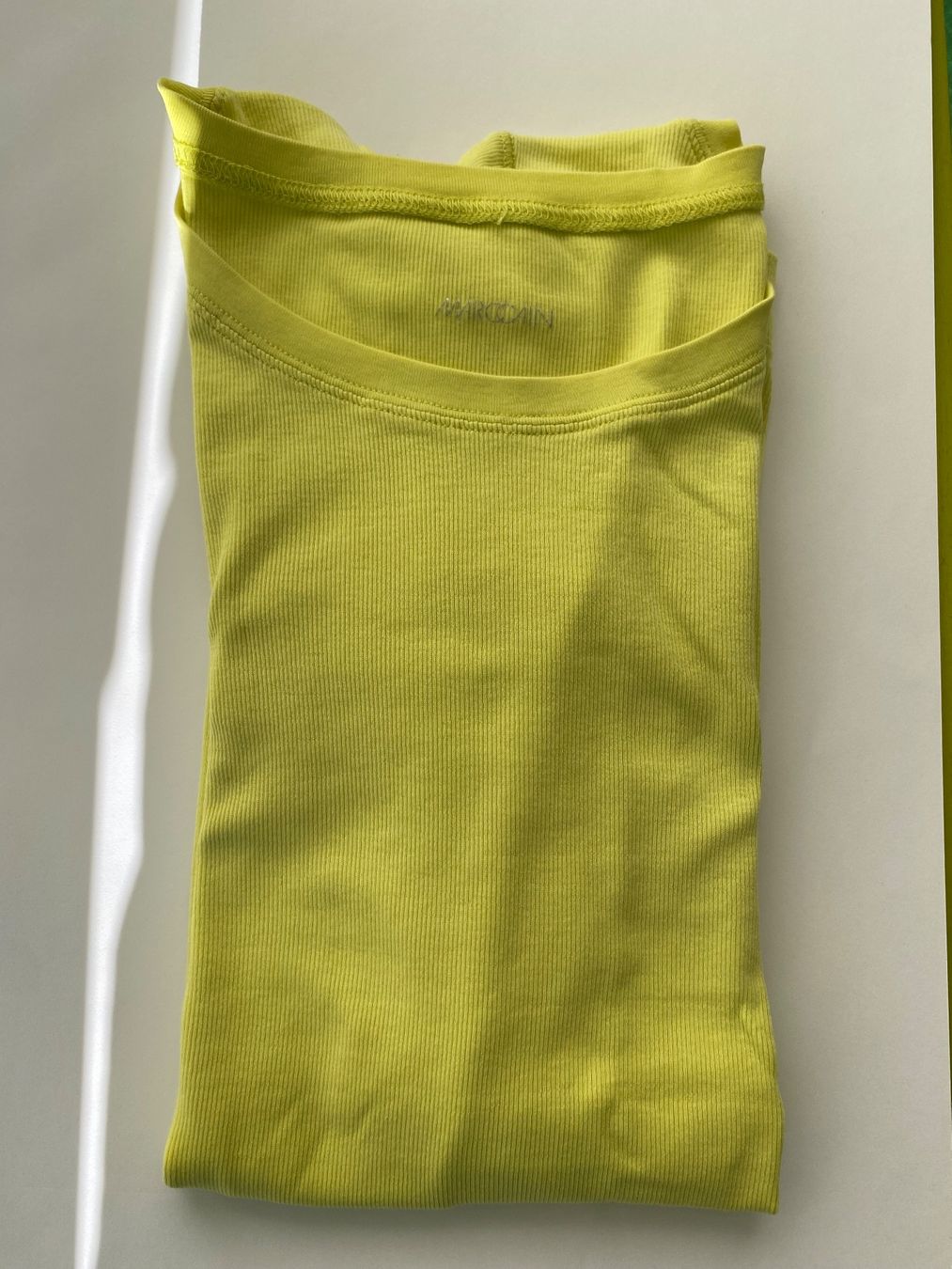 Marc Cain T-shirts: Marc Cain T-Shirt 36 hellgrün – D'occasion à Zürich par ter_6v82