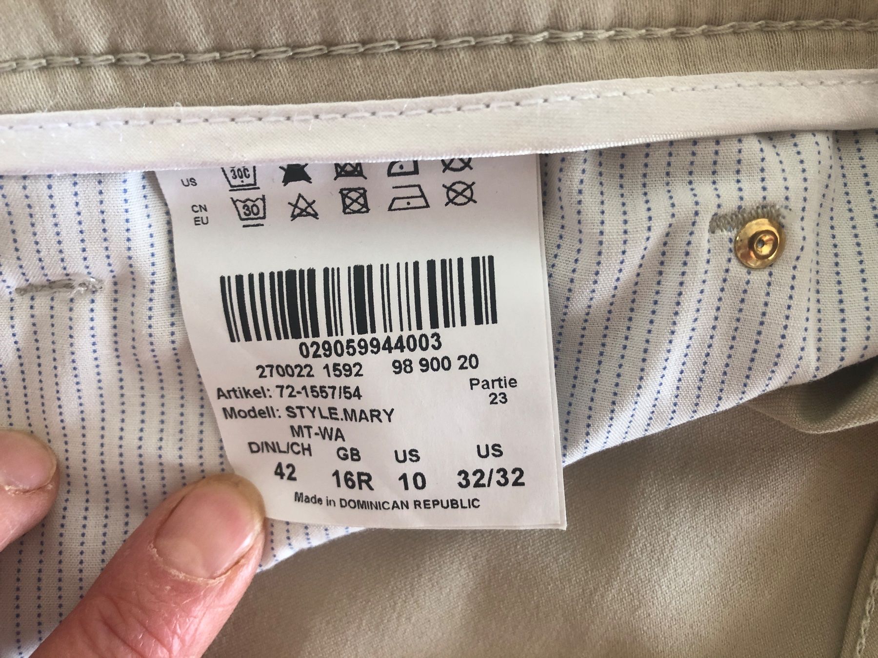 Brax Jeans: Jeans Brax Grösse 42 – Usato da Zollikofen venduto da lorik007 5