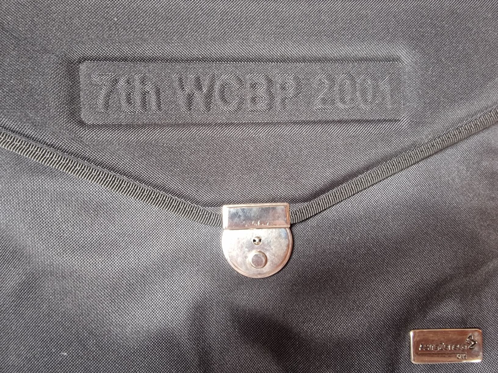 Koffer & Taschen: AstraZeneca Laptoptasche, abschliessbar, mit Schlüssel – Gebraucht aus Pfaffnau von furush6 2