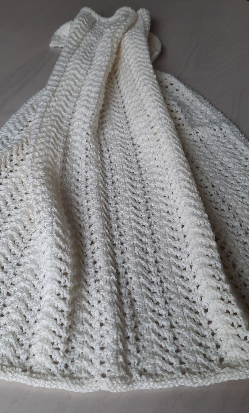 Coperte: Babydecke mit Lochmuster – Nuovo e nell'imballaggio originale da Engelburg venduto da Clictop 2