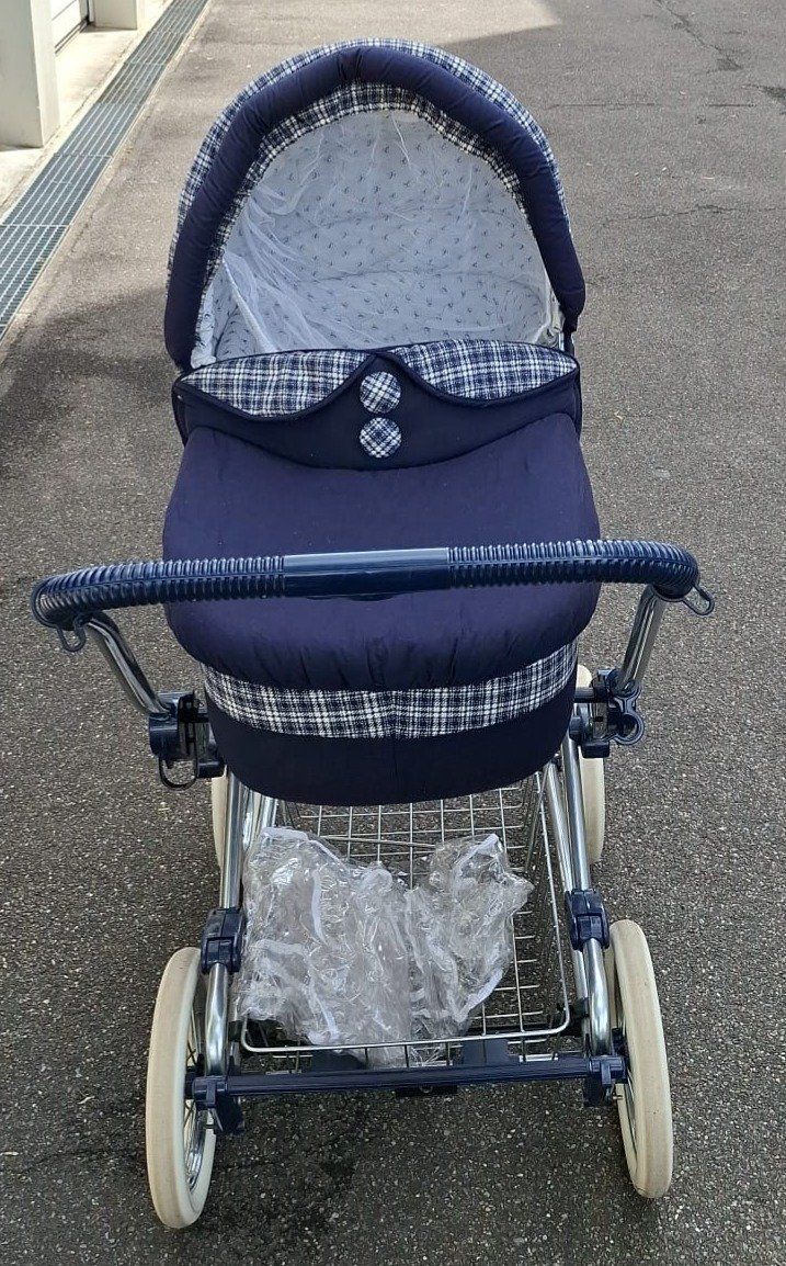 Chicco Carrozzine: Kombikinderwagen "chicco" – Usato da Wettingen venduto da huitzilopostli 1