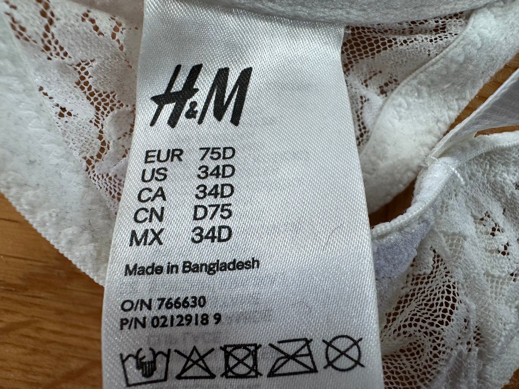 H&M Altra biancheria intima: H&M weissser Spitzen-BH Gr. 75D – Usato da Winterthur venduto da nelead 2