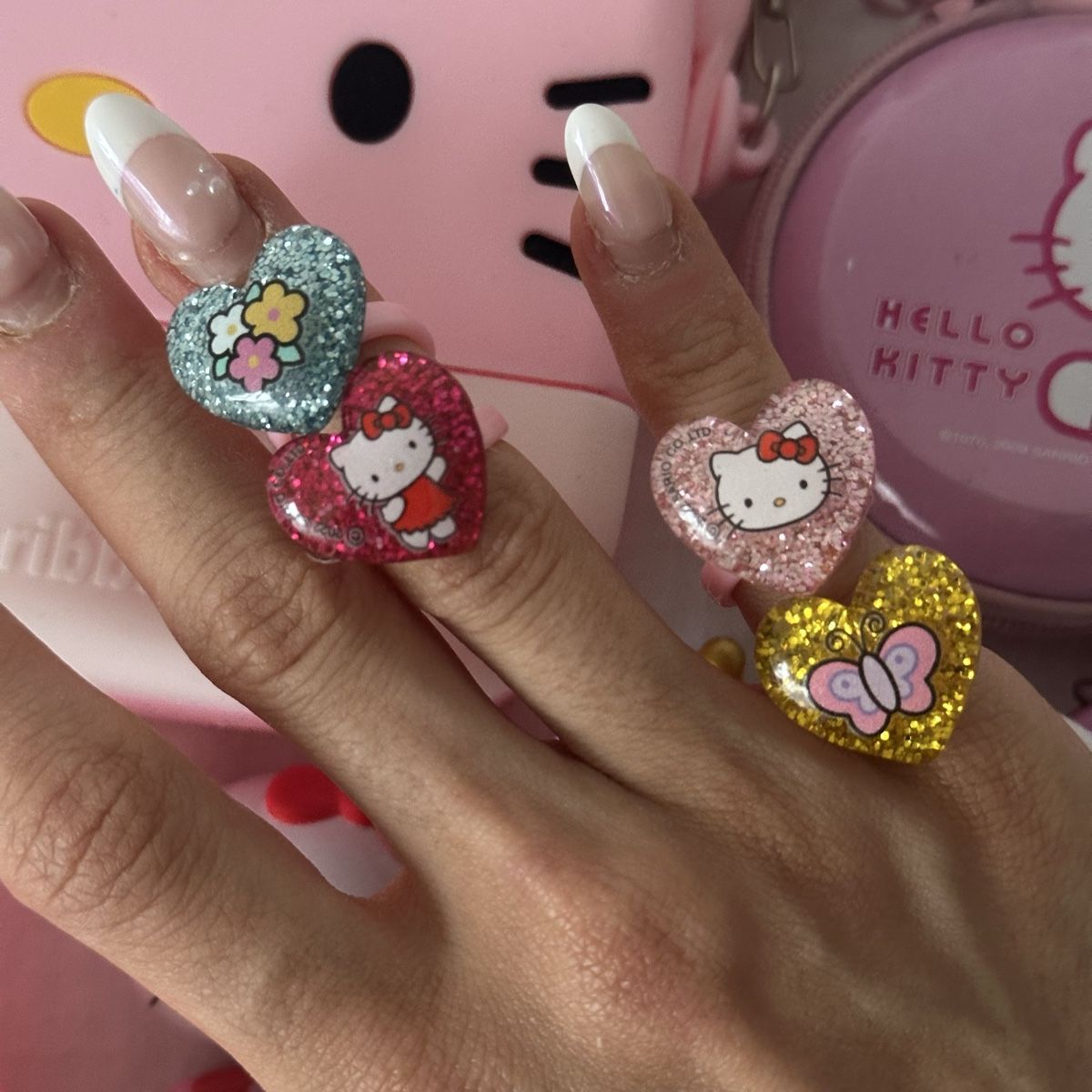 Hello Kitty Giocattoli: Hello Kitty Set Figures, boxes and accessories diverse  – Usato da Givisiez venduto da dor_xb9k 3