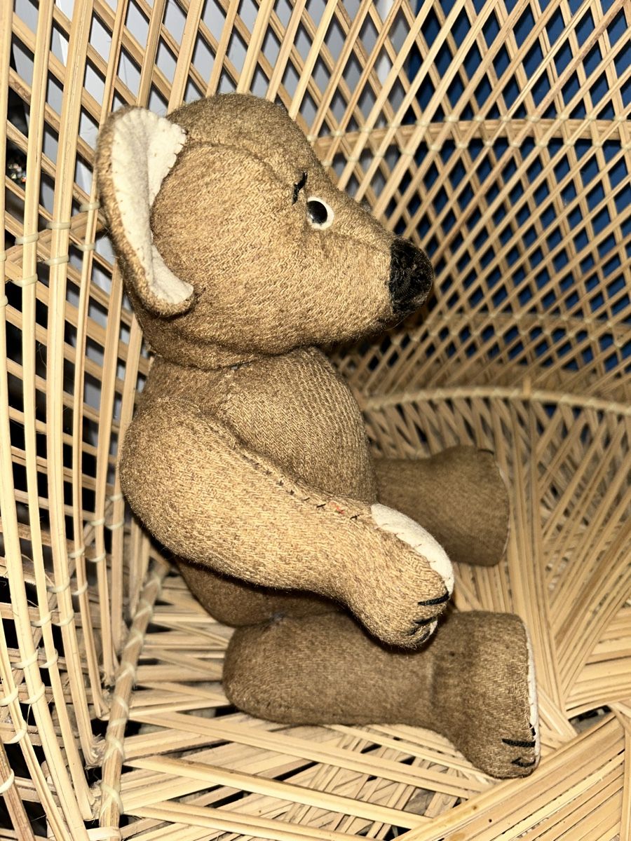 Spielzeuge: Lieblicher von Hand gefertigter Teddybär – Gebraucht aus Düdingen von Reconflo 1
