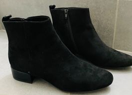 Elegante Stiefeletten, schwarz, Gr. 39, neu