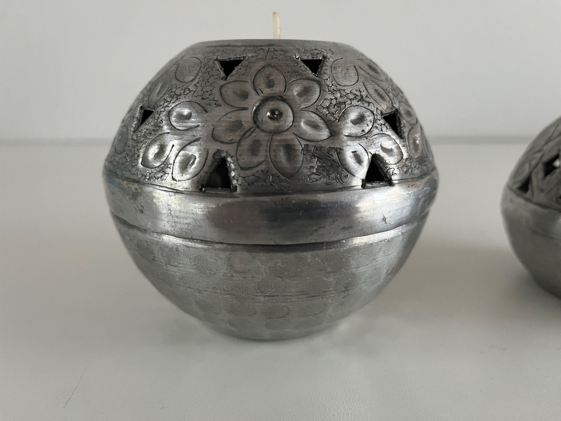 Tutte le decorazioni: 2 Teelichter aus Aluminium – Usato da Wetzikon ZH venduto da seli03 3