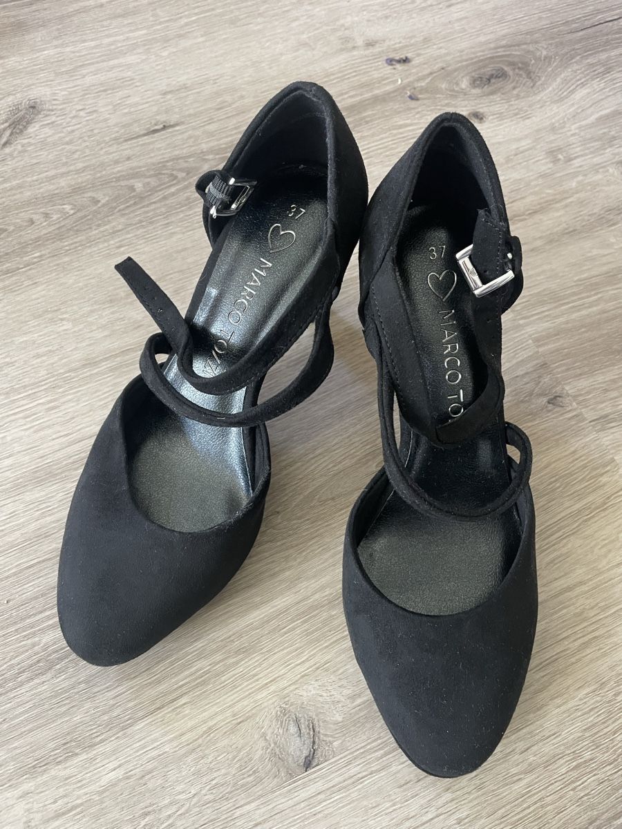Scarpe da donna: NEU!!! Schwarze Marco Tozzi Pumps Gr. 37  – Usato da Winterthur venduto da Fabelhaft123 1