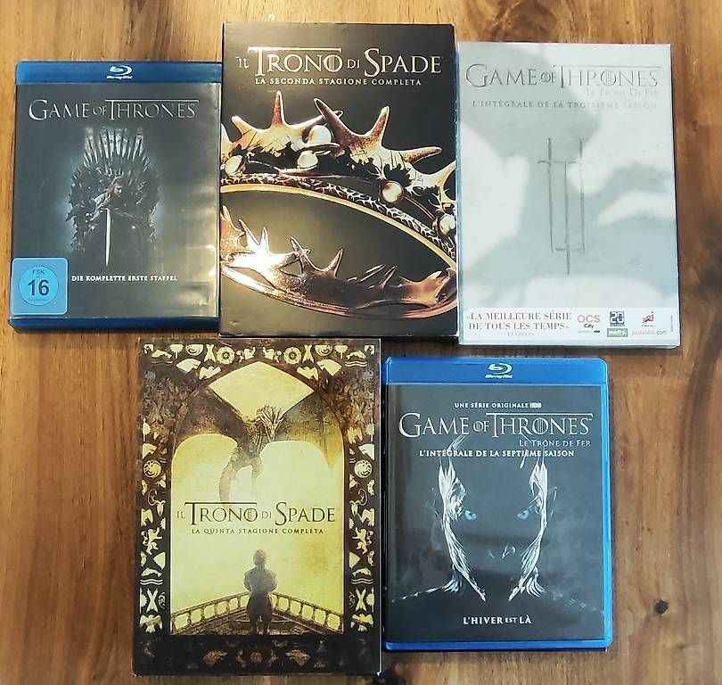 Tutti i DVDs: Game of Thrones Staffel 1,2,3,5,7 – Usato da Niederönz venduto da AbrahamB