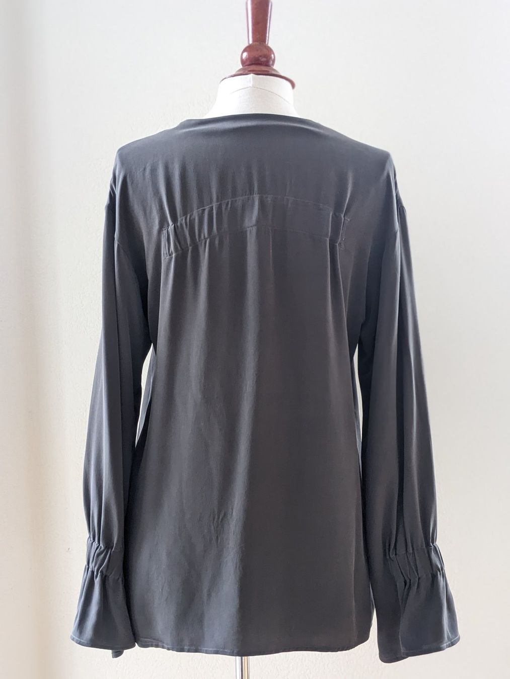 Lis Lareida Camicette: Lareida Switzerland Bluse 100% Seide 36 – Nuovo (secondo la descrizione) da Lengnau AG venduto da Nathi88 5