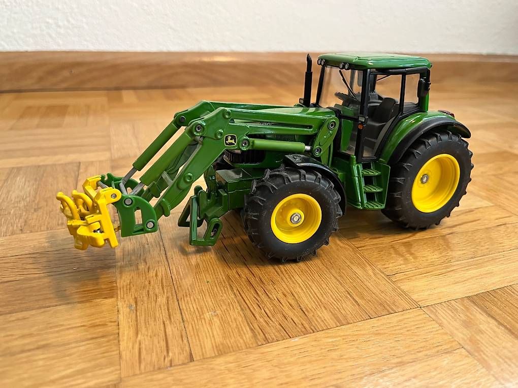 Giocattoli: John Deere Spielzeugtraktor – Usato da Bassersdorf venduto da Anp7902 1
