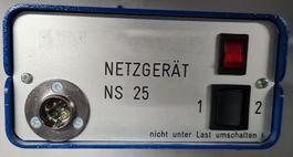 Netzteil NS25 230VAC auf 15VDC + 30VDC umschaltbar