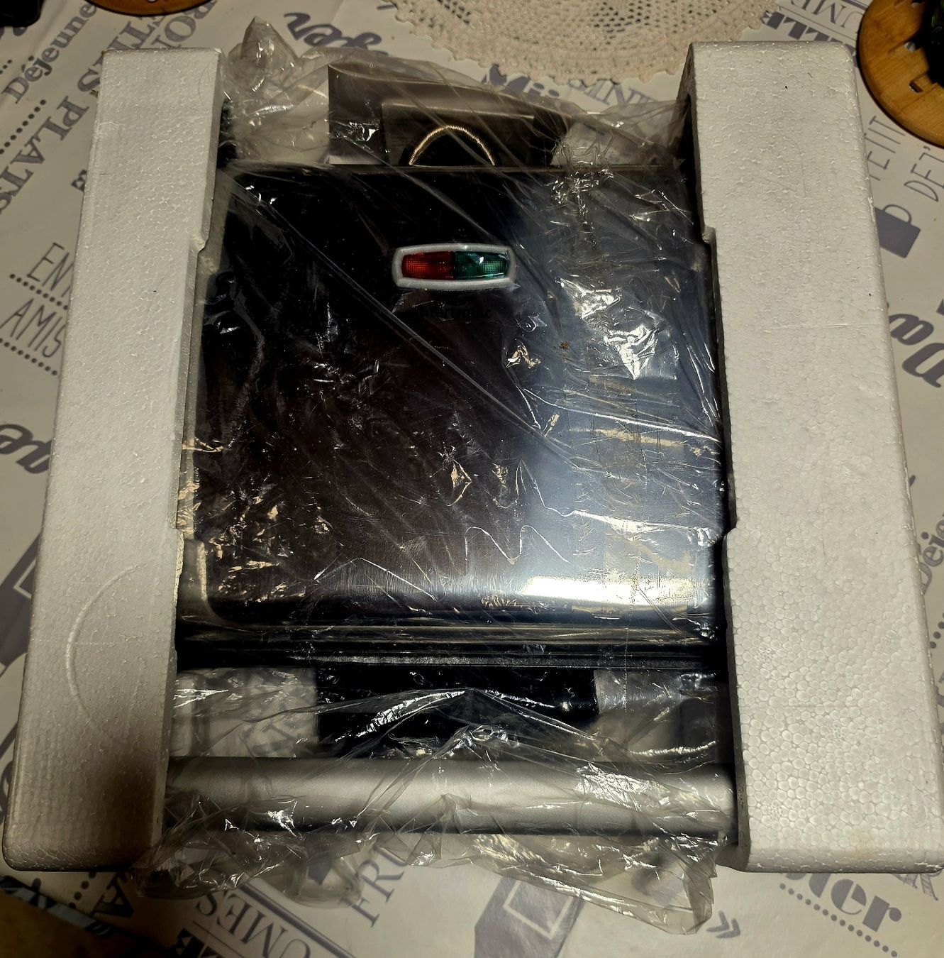 Elettrodomestici da cucina: Kontaktgrill Intertronic mit Originalverpackung  – Usato da Kaltacker venduto da bakabe 1