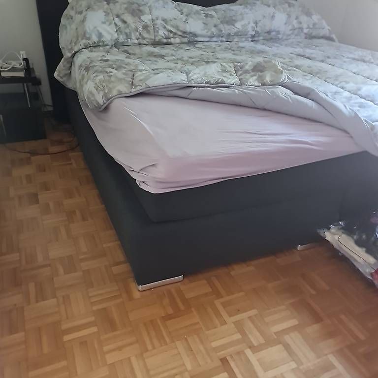 Letti: Lit 200x200 – Usato da Renens VD venduto da ant_pp5j