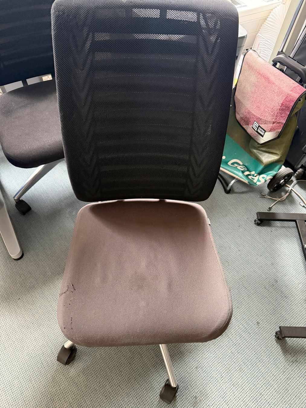 Chaises: Bürostuhl gebraucht – D'occasion à Bern par UNIKSports
