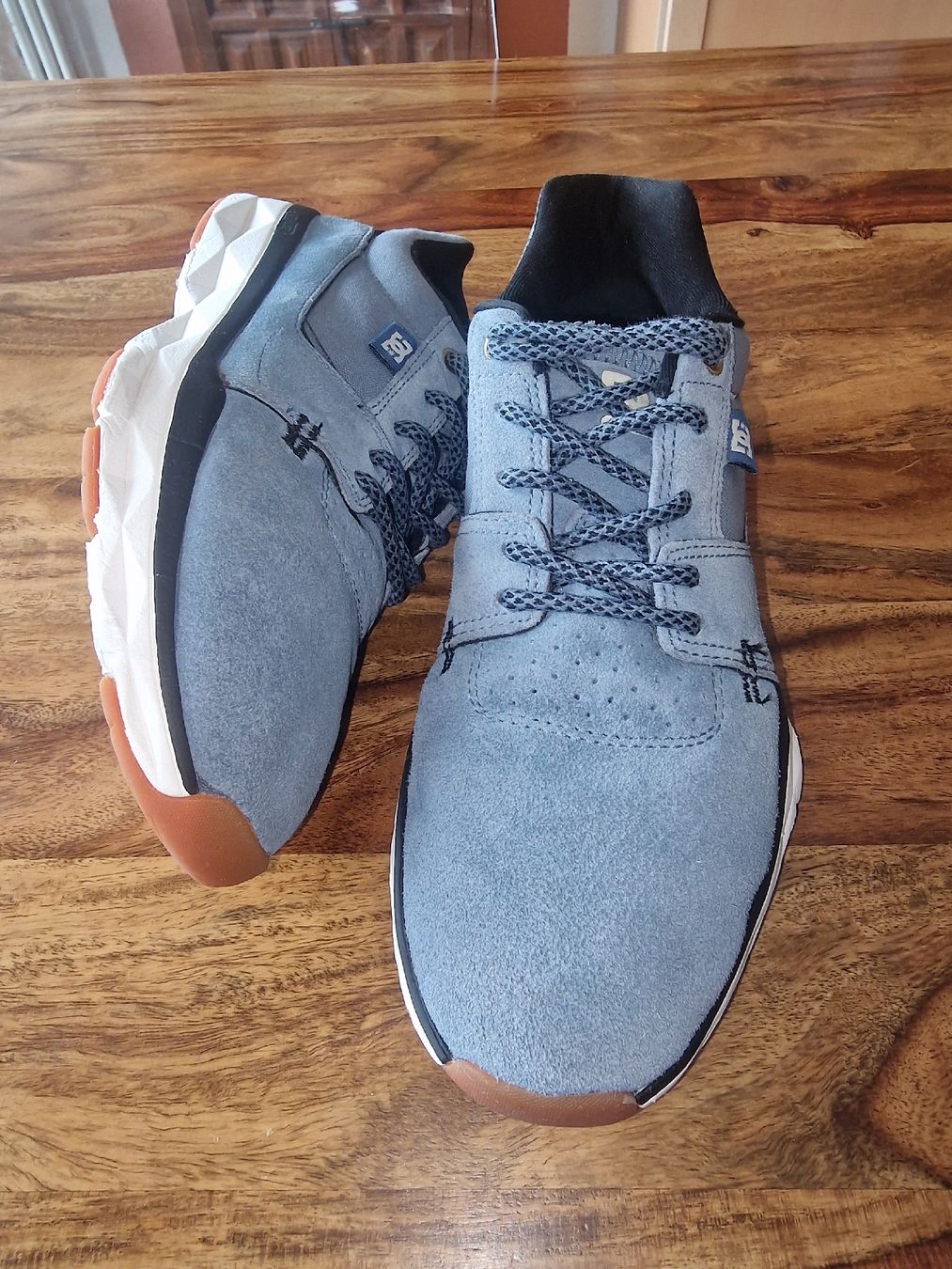 Scarpe da uomo: DC Schuhe, Top Zustand, Grösse 41, hellblau, Sneaker – Usato da Niederwangen BE venduto da benbrik1 2