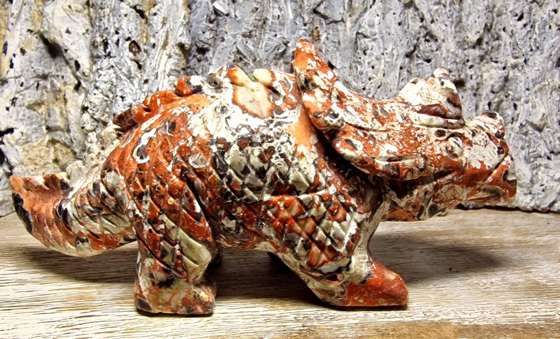 Minerali & Pietre curative: Money Agate Triceratops 687g – Nuovo (secondo la descrizione) da Matzingen venduto da Shay_Crystalz 1