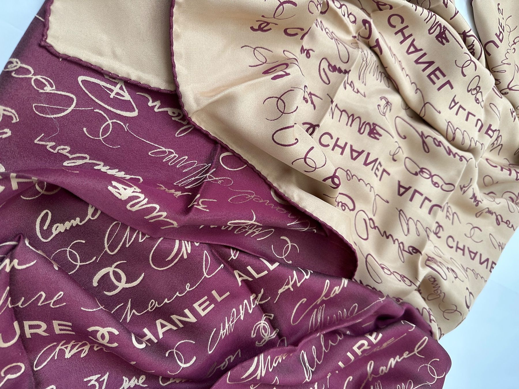 Chanel Foulard & Sciarpe: CHANEL twill silk scialle – Nuovo (secondo la descrizione) da Pregassona venduto da Reluxuryspace 7