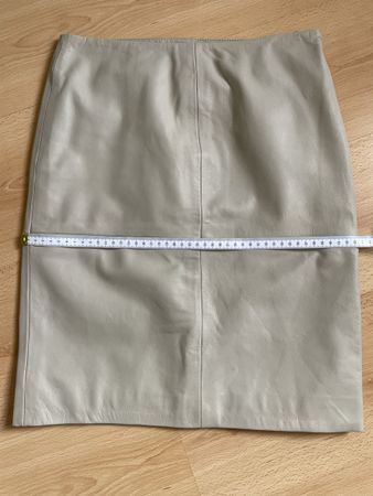 Beige leather skirt - never worn - size 34