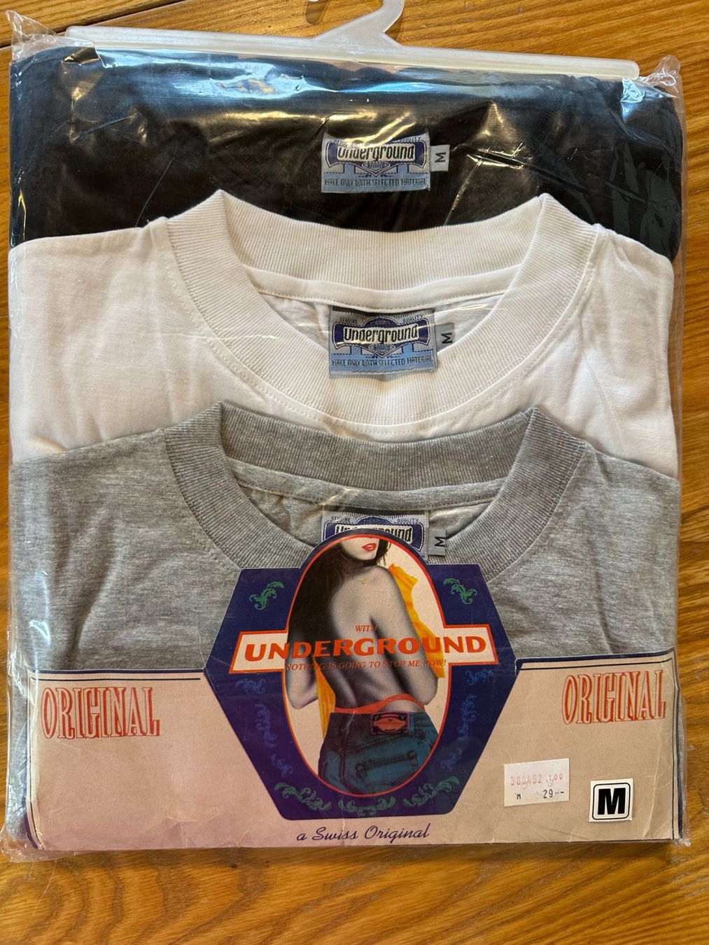 T-shirt: T`Shirt – Nuovo (secondo la descrizione) da Balsthal venduto da dasesaro 2