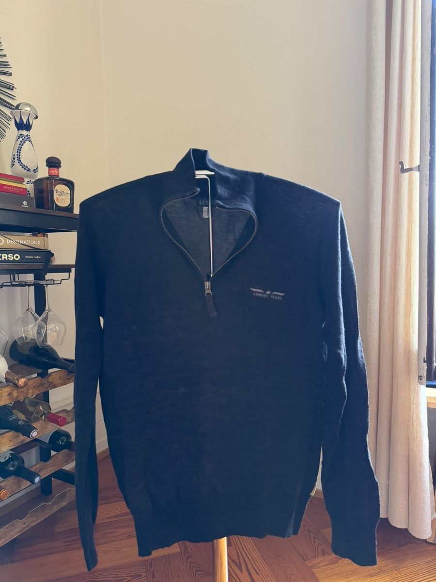Pullover & Sweatshirts: Armani Jeans Schwarzer Feinstrick Pullover mit Reissver – Gebraucht aus Genève von SwissBoug 1