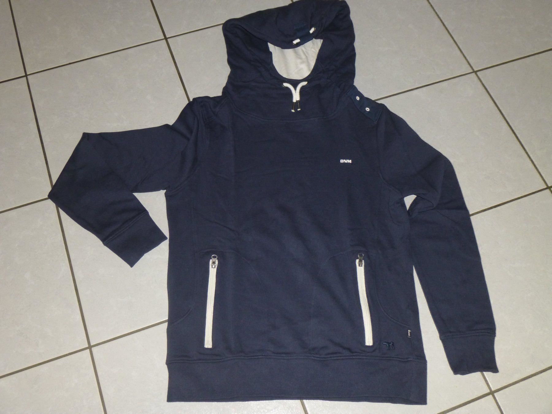 Maglioni & Felpe: Herren-Kapuzen-Pullover d'blau / Gr. M – Usato da Triengen venduto da misterpicknicker