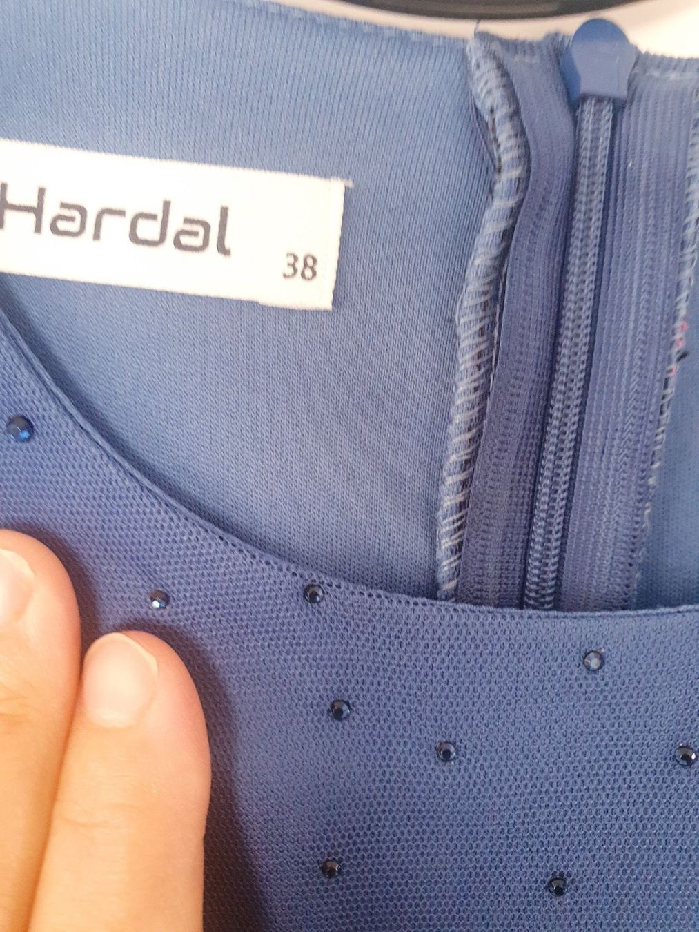 Vestiti: Tüllkleid – Usato da Thayngen venduto da Yildiz 1