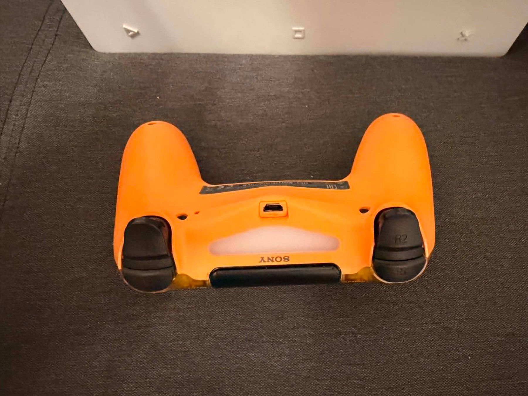 Sony Konsolen: Console Sony Playstation 4 Pro Death Stranding Edition – Gebraucht aus Giubiasco von Ticinerd 4