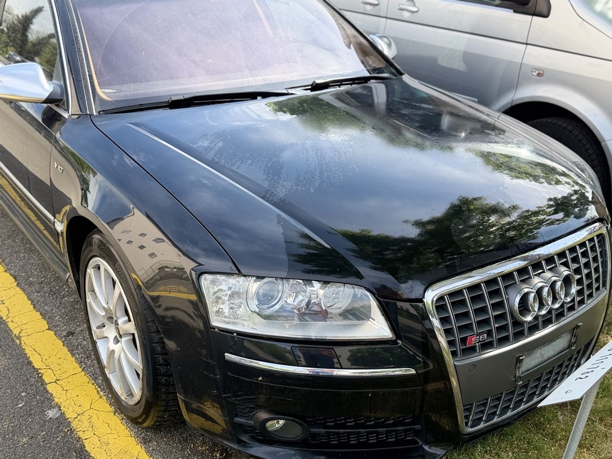 Audi Autos: Audi S8, 5.2 V10, JG 2006, Schwarz – Gebraucht aus Sursee von Gabriel28