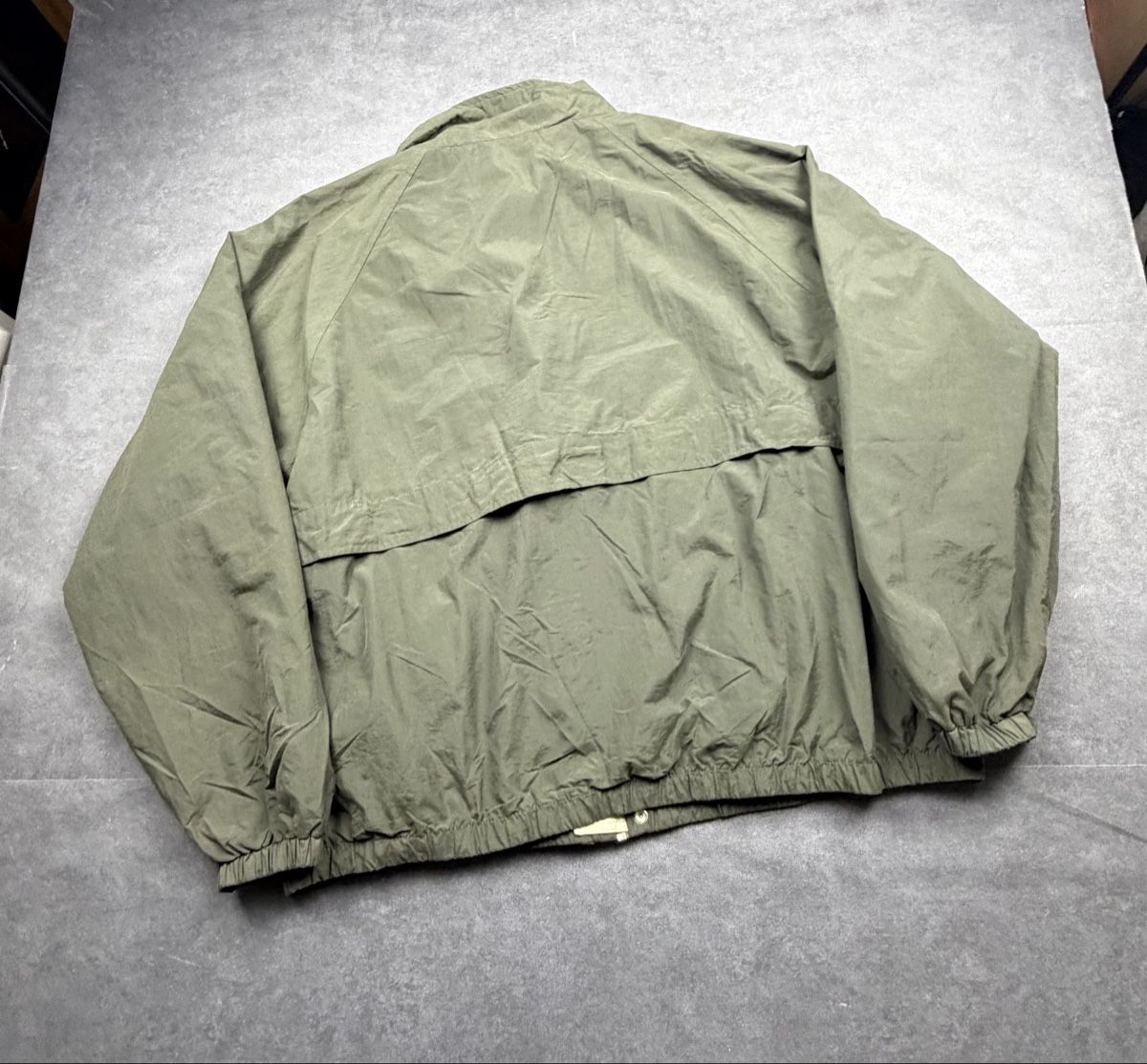 Dickies Giacche: 23. Veste Dickies vert olive taille 2XL  – Usato da Genève venduto da Thelimitedshop. 7