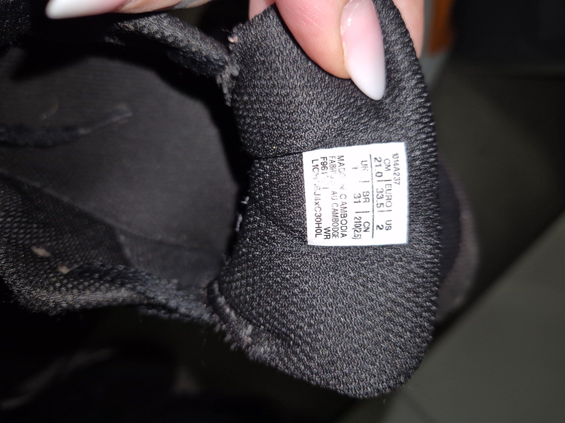 Asics Scarpe per ragazzi: Asics Schuhe Gr. 33.5 schwarz Turnschuhe – Usato da Gelterkinden venduto da Cel07 1