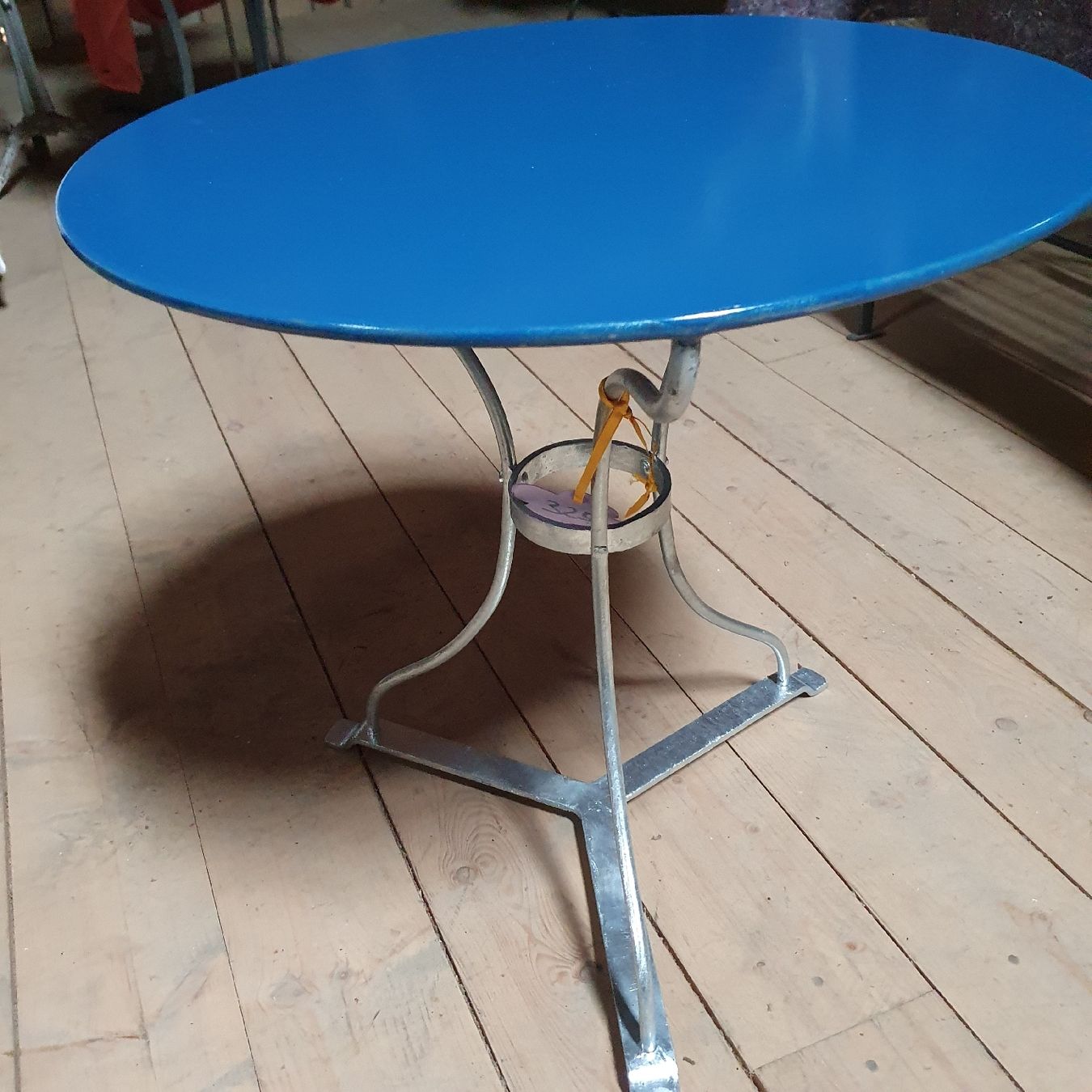 Tavoli: Blechtischli Beistelltischli 53 cm – Usato da Uesslingen venduto da 1Atelier 1