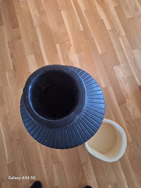Vasi & Recipienti: Bodenvase schwarz – Usato da Weiach venduto da gre_v6mw