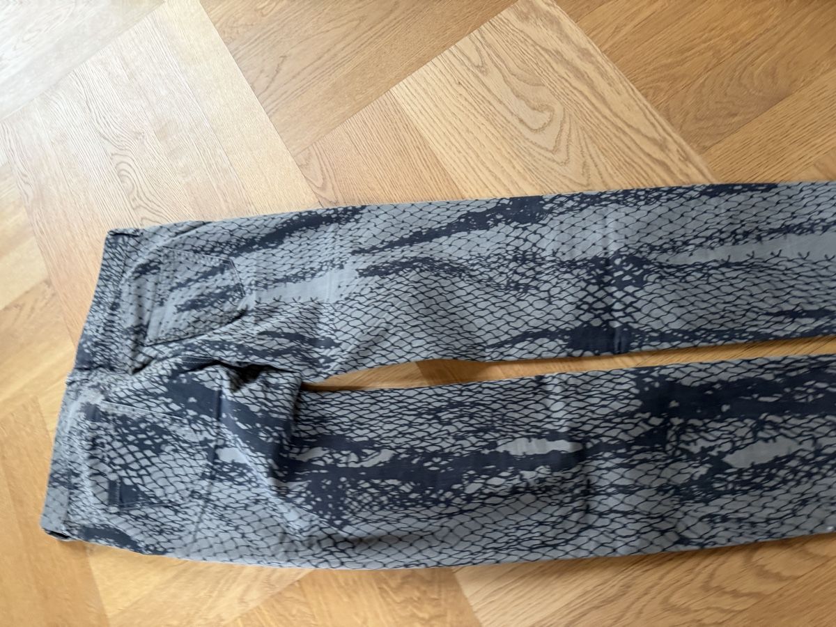 Diesel Pantaloni: Diesel Hose – Usato da Sennhof venduto da tom_zhf6 3