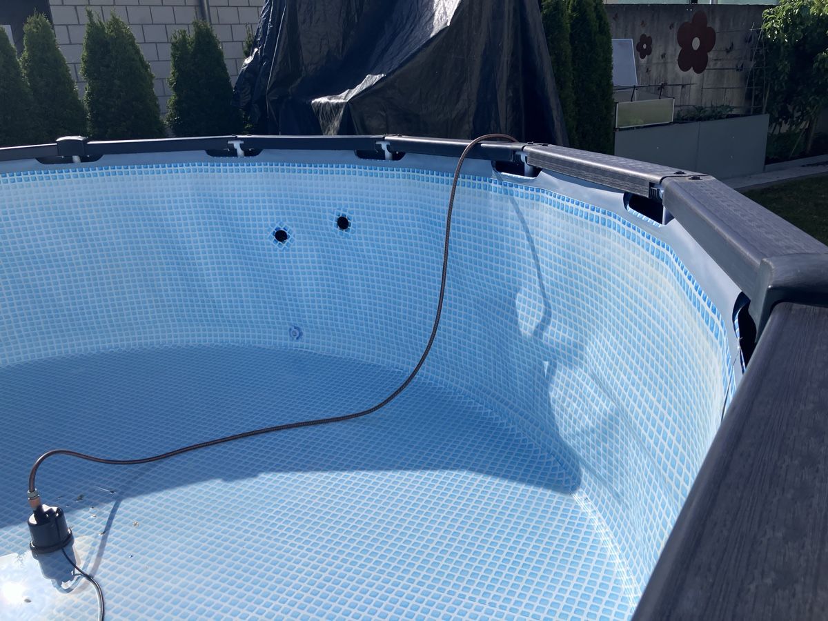 Intex Piscine: Intex graphite 478x124cm – Usato da Avry-devant-Pont venduto da emett_brown55 7