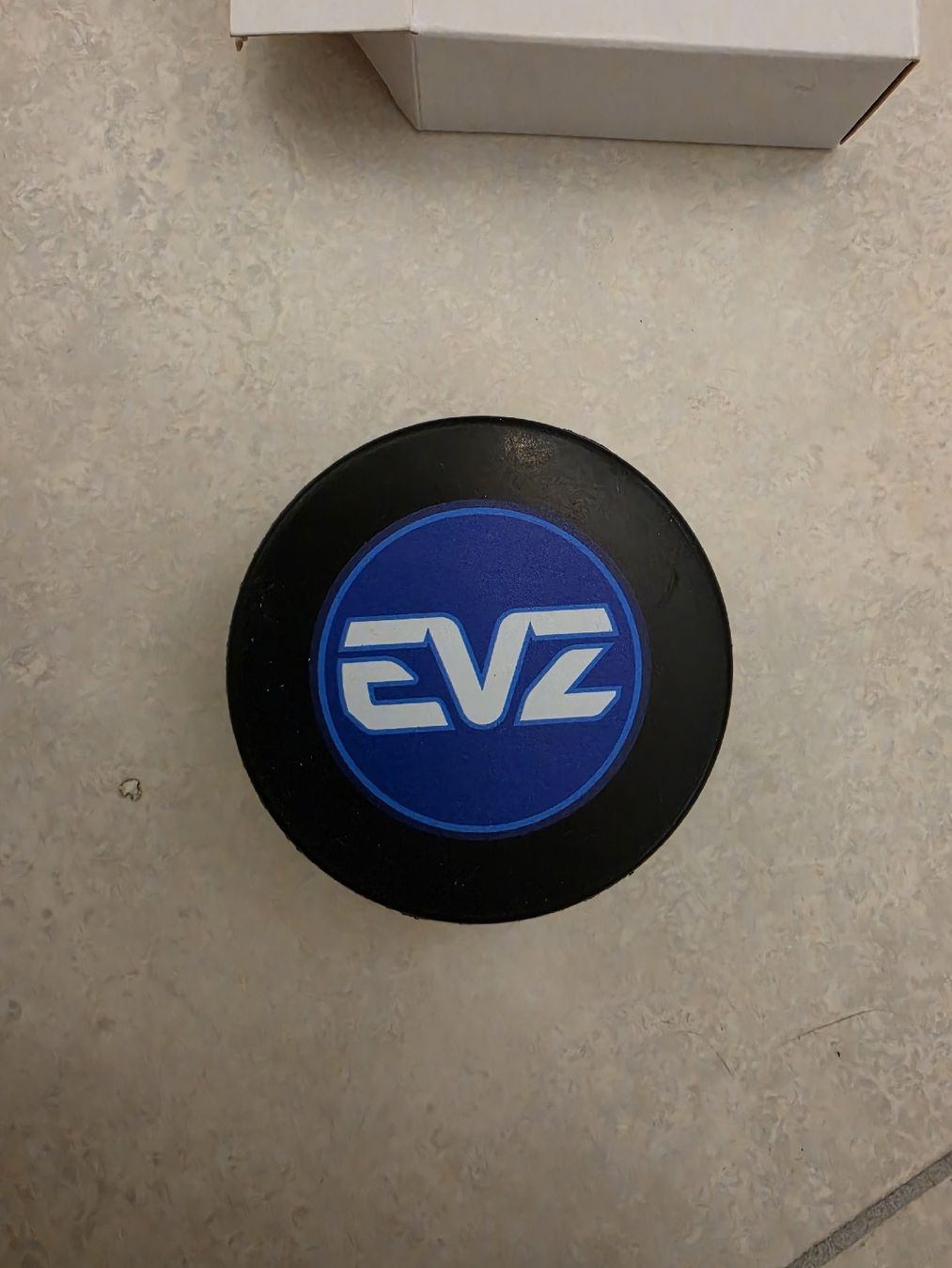 Bälle: Burgerking Puck EV Zug – Neu und originalverpackt aus Turbenthal von urb_jnz9