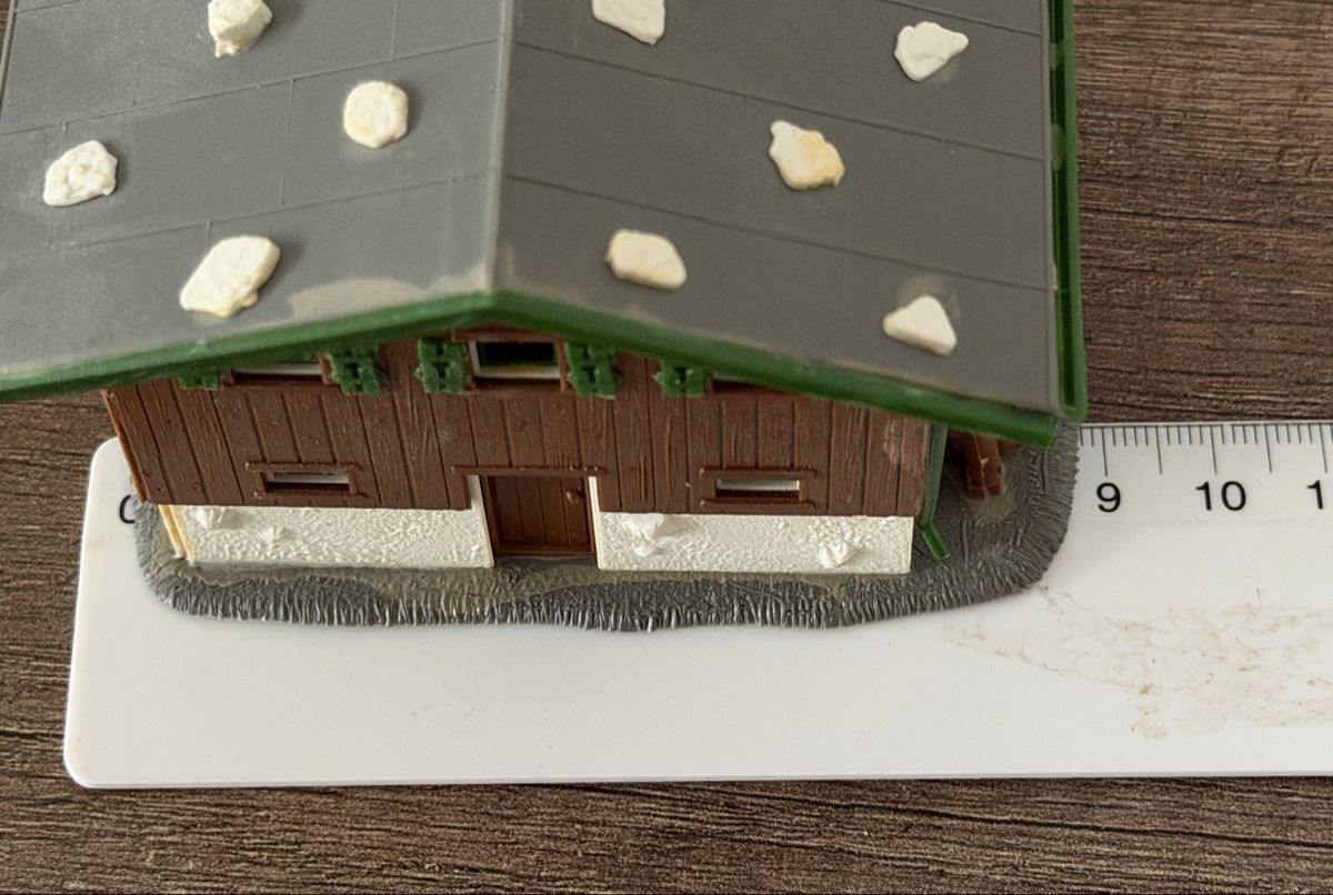 Trains électriques: Chalets pour train miniature  – D'occasion à Petit-Lancy par Solcarm 7