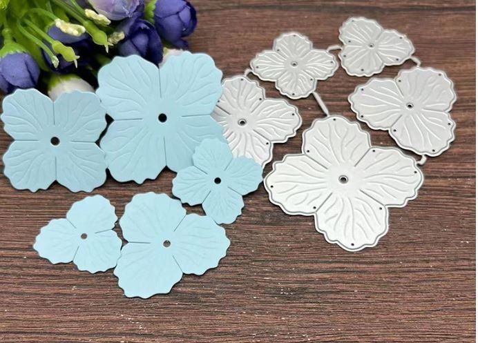 Schablonen: Neues Stanzschablonenset Blumen, Blüten – Neu und originalverpackt aus Effretikon von wenuss