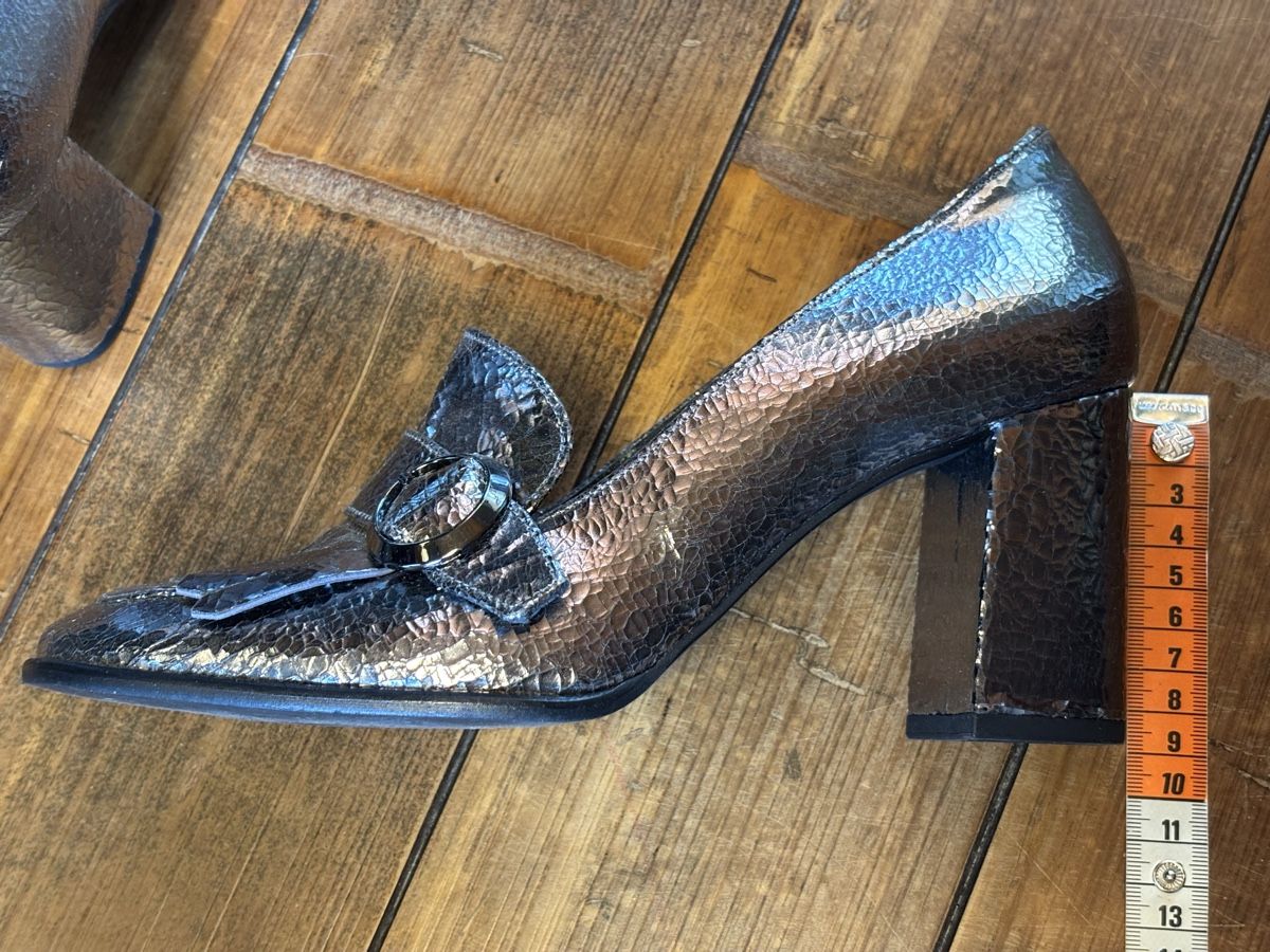 Högl Scarpe da donna: Högl Escarpins Argentés 40 – Nuovo (secondo la descrizione) da Dotzigen venduto da SecondHandGems 6