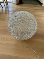 Kugel Lampe Drahtgeflecht gross mit Schalter