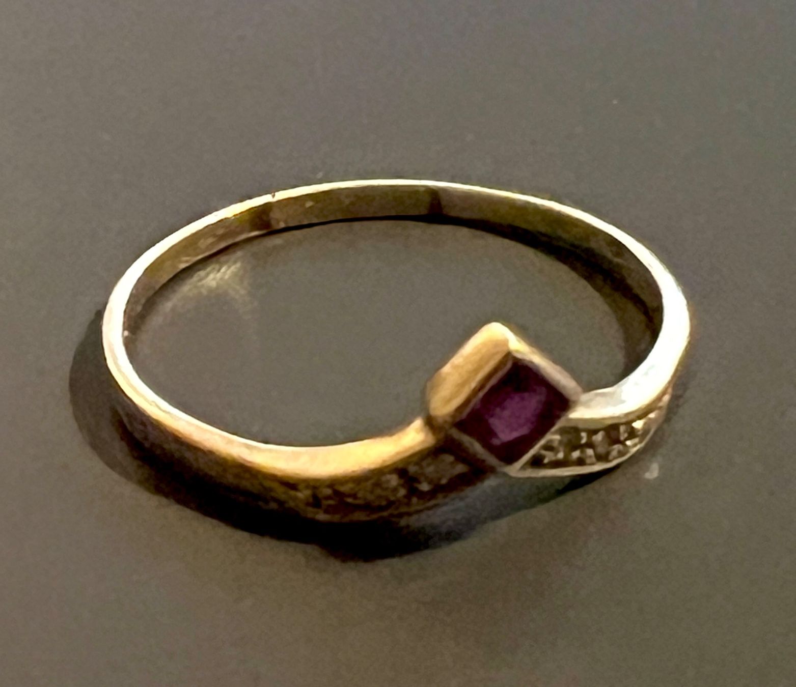 Anelli: Gold-Ring 14K mit Steinen – Usato da Chur venduto da Penting1935 3
