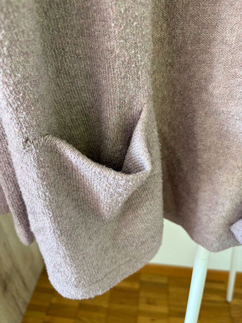 Giacche: Cardigan rosa mit Kapuze Grösse S – Usato da Altikon venduto da he.an 1