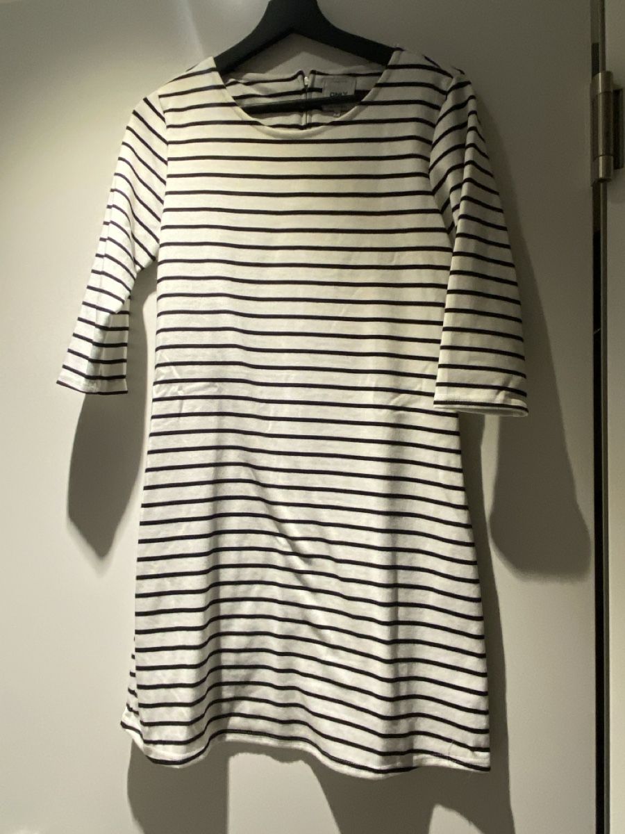 Only Vestiti: Kleid – Usato da Chur venduto da dan_tp5n