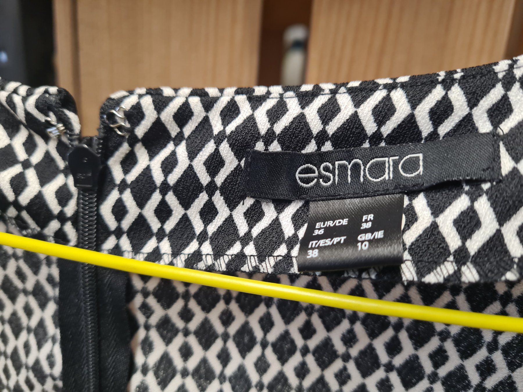 Vestiti: Damen Kleid Grösse S – Usato da Amriswil venduto da used2use 2