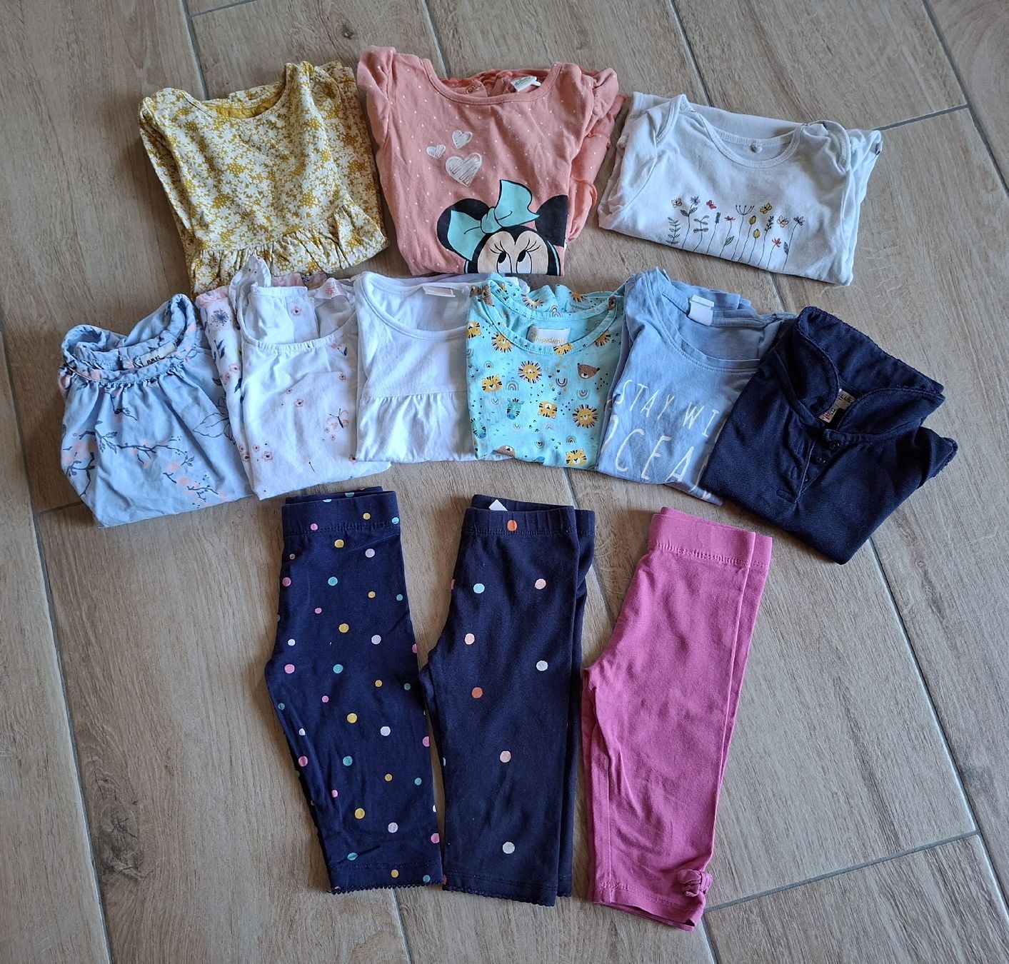 Ensembles coordonnés: Kleiderpket Mädchen Gr.92 – D'occasion à Schüpfheim par lin_p7wr
