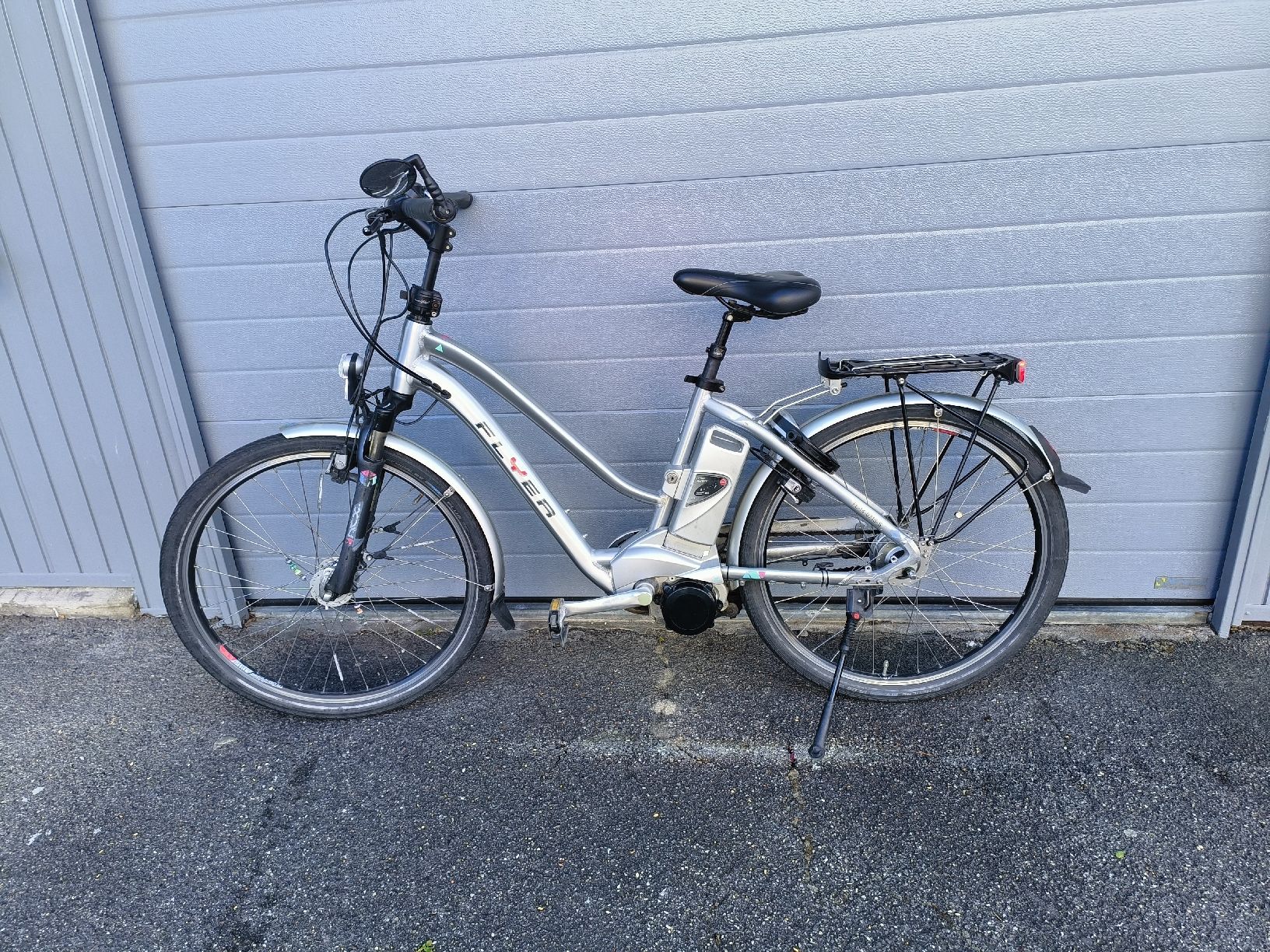 Flyer Biciclette: E Velo Flyer 36 Wolt ( Defekt) – Usato da Trimbach venduto da kar_2m7z 1