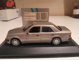 Minichamps 1:43 Mercedes 500 E V8 1991 Art.N° MIN 3241 RAR!