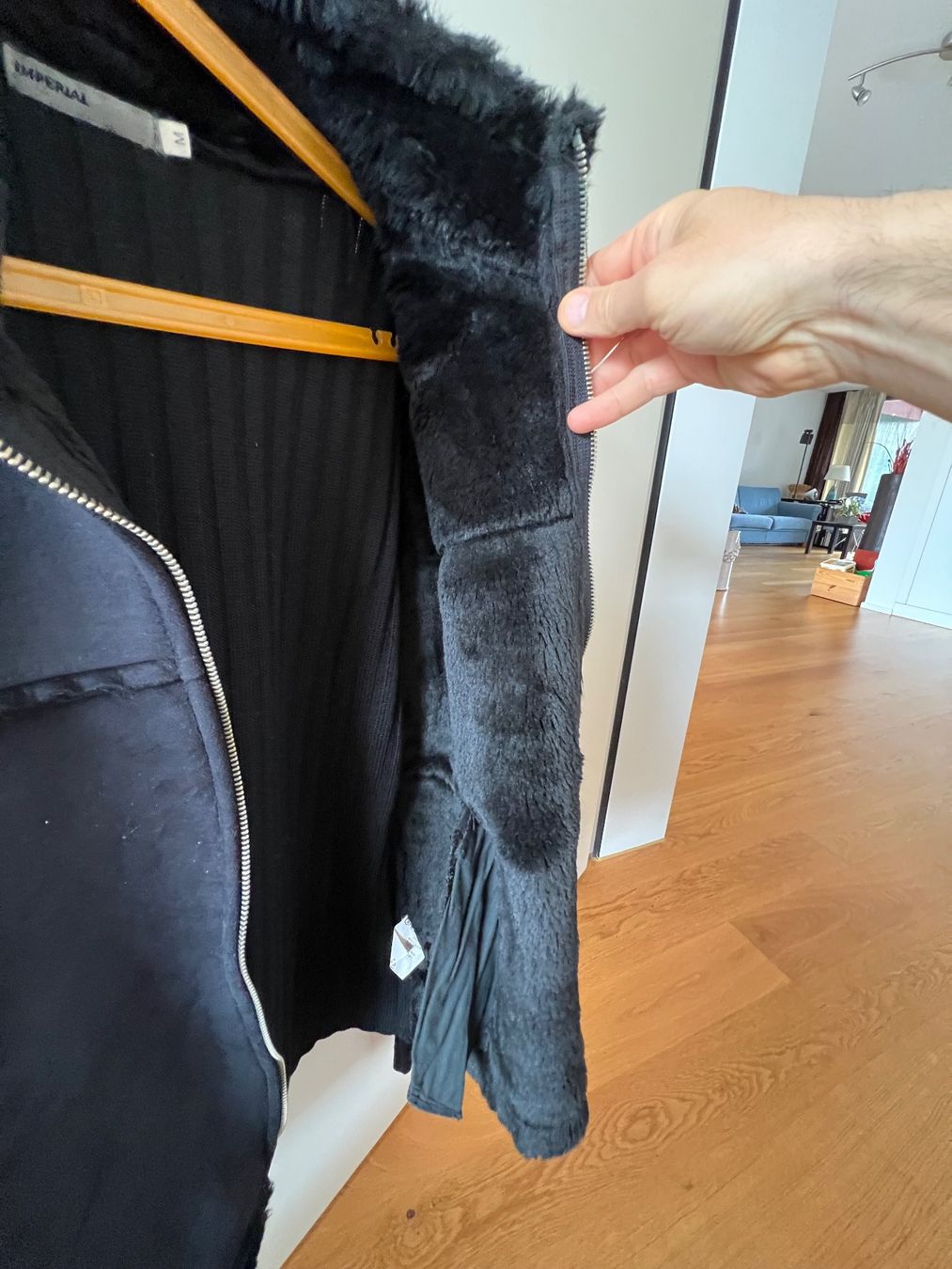Giacche: Black Faux Shearling & Knit Zip-Up Jacket - M – Usato da Glattpark(Opfikon) venduto da ces_n77q 1