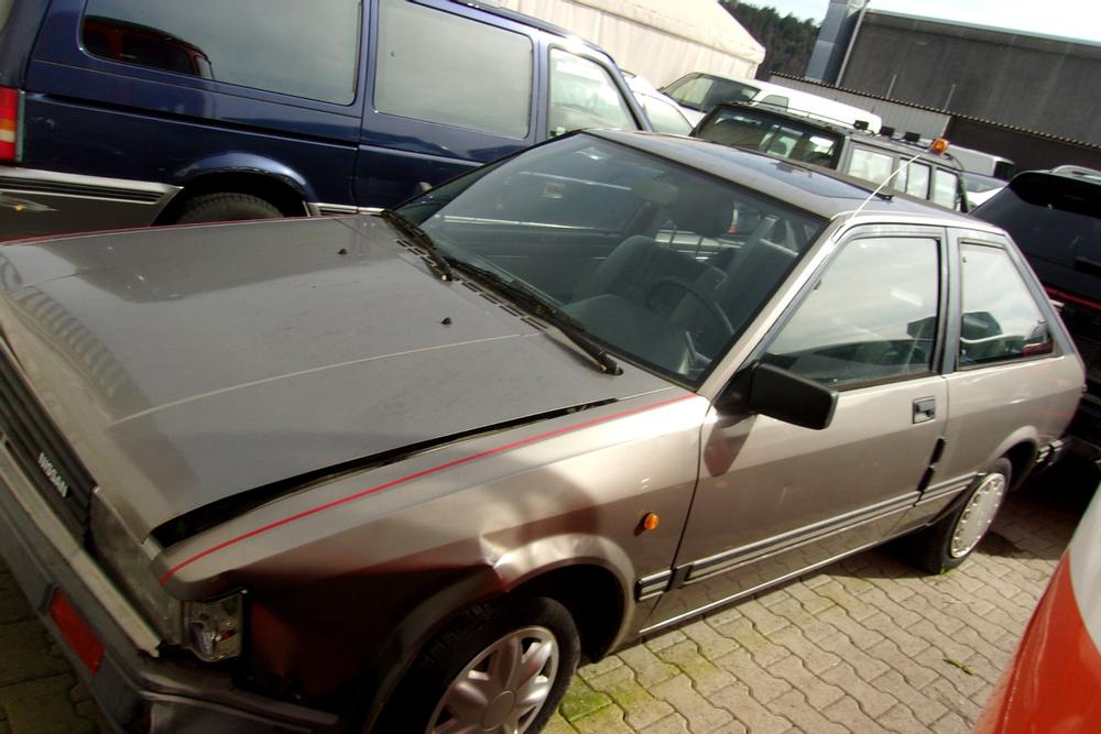 Rarität Nissan cherry 1,6 Frotschaden