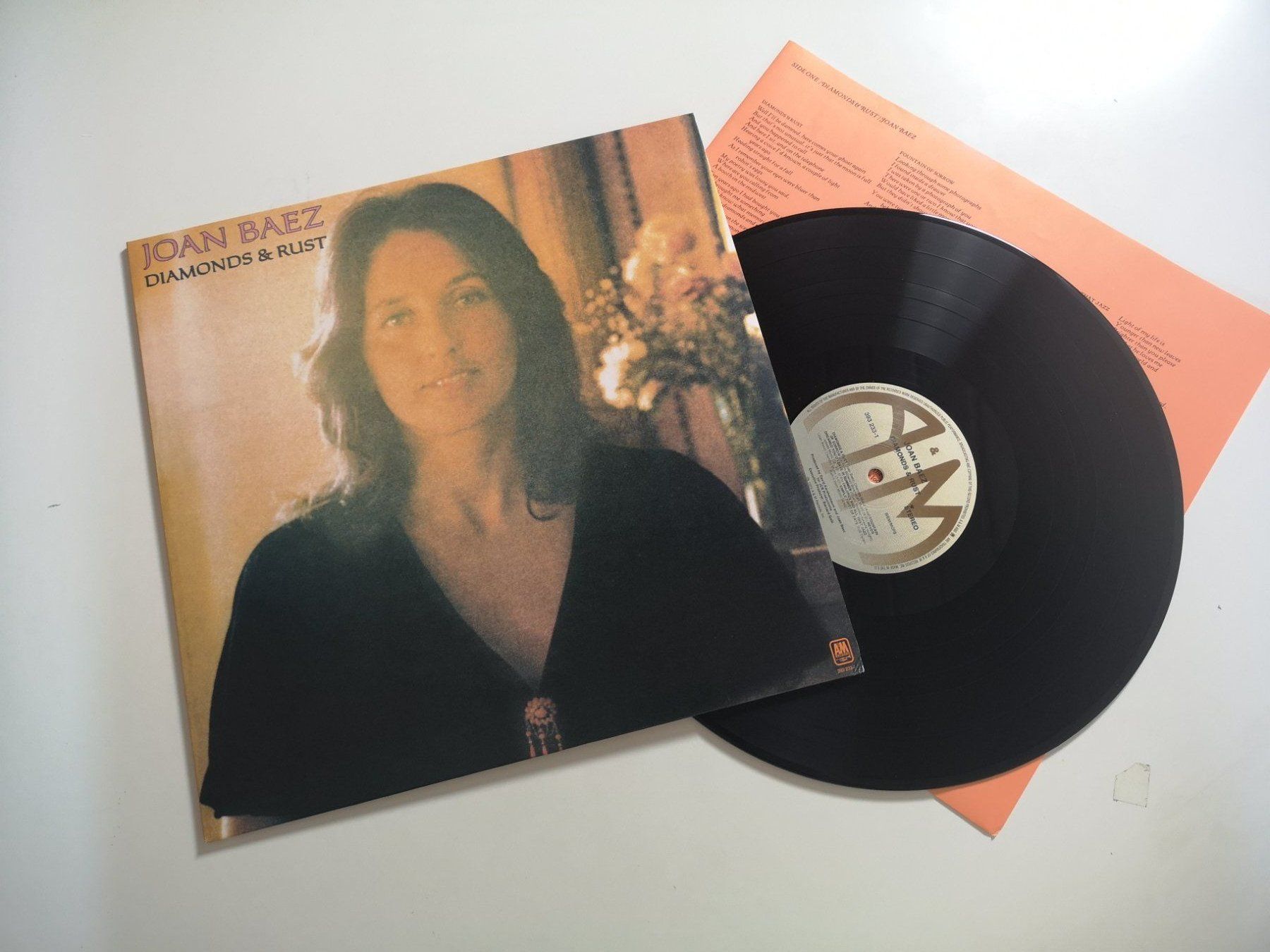 Dischi in vinile: Joan Baez – Diamonds & Rust – Nuovo (secondo la descrizione) da Grafenried venduto da House-of-Oldies