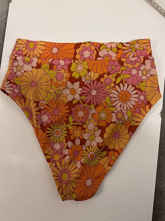 Costumi da bagno & Bikini: Highwaist Bottom XS – Usato da Zürich venduto da fienne 1